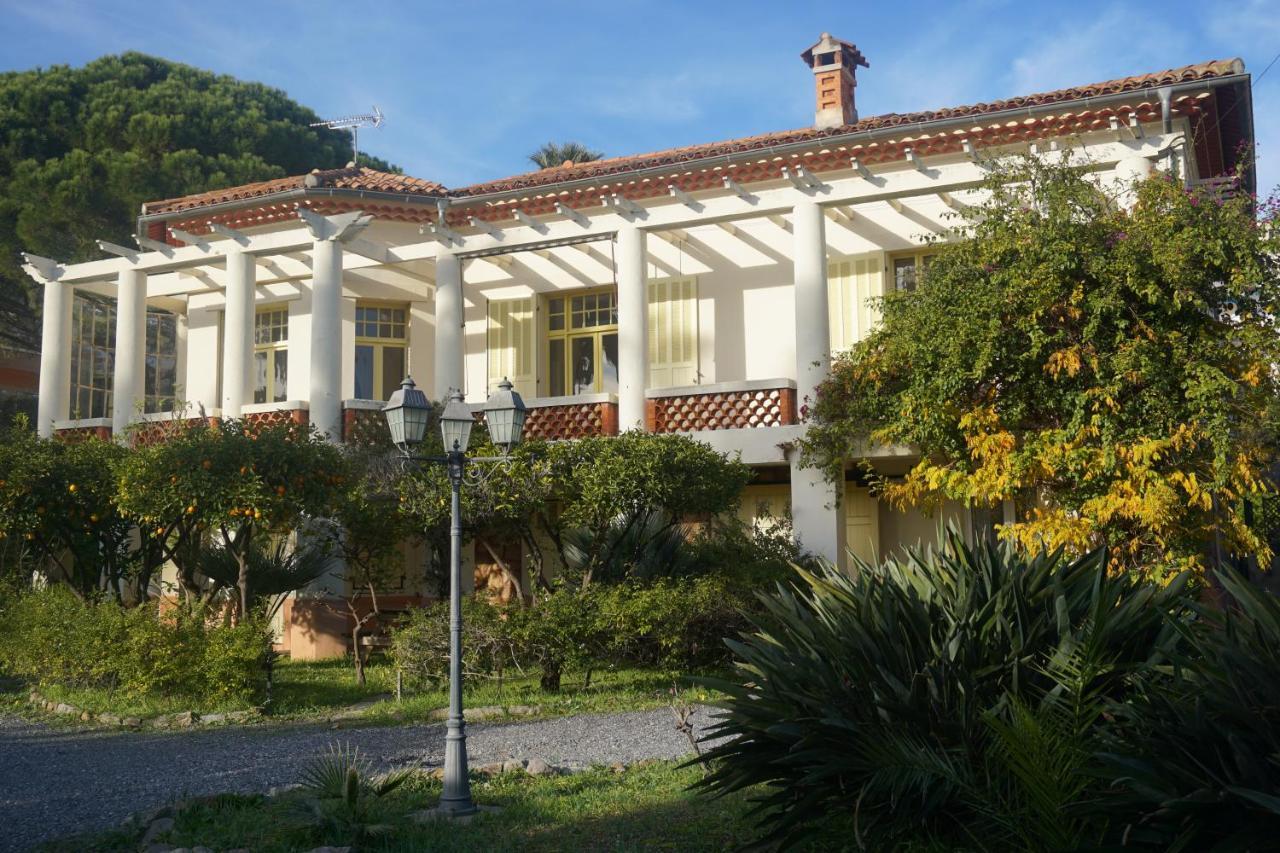 Villa La Provence Hyères Buitenkant foto